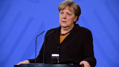 Merkel: Virüsü birlikte yeneceğiz