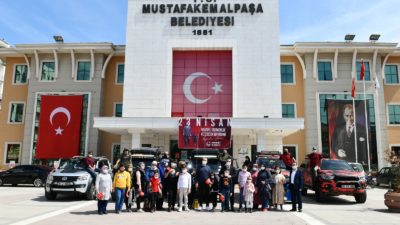 Bursa’da 23 Nisan’a özel 4×4’lük kutlama