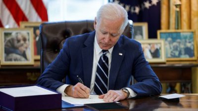 Biden, Trump’ın getirdiği yaptırımları kaldırdı