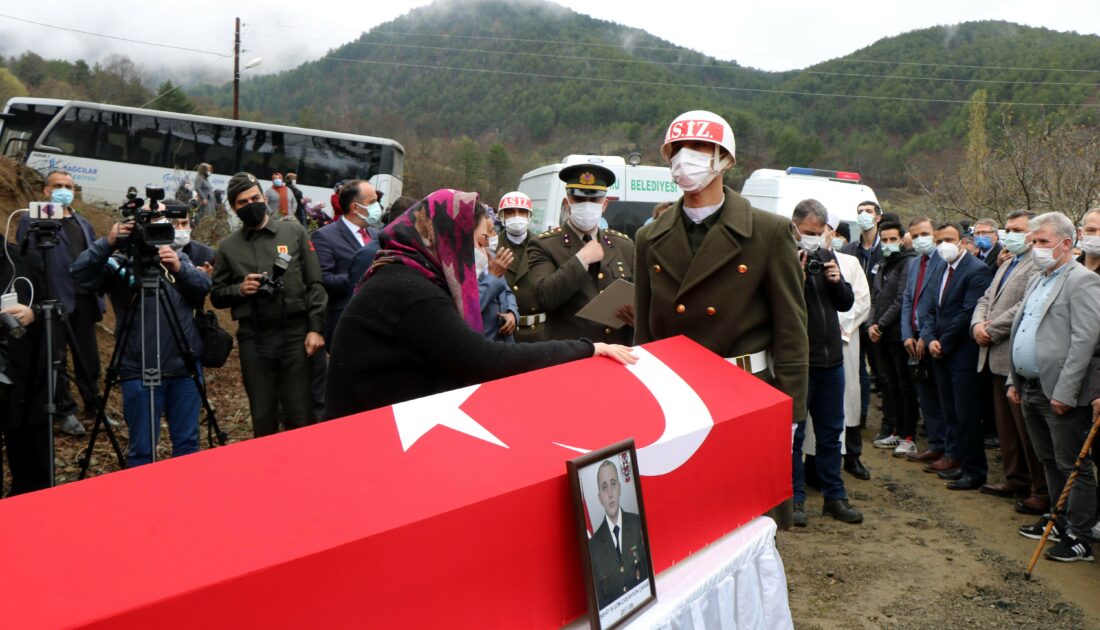 Pençe Şimşek-Yıldırım şehidine veda