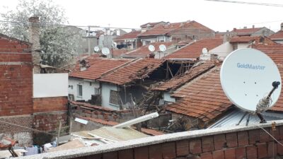 Helyum tüpleri evi kullanılmaz hale getirdi