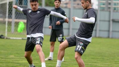 Bursaspor sezonun son antrenmanını gerçekleştirdi