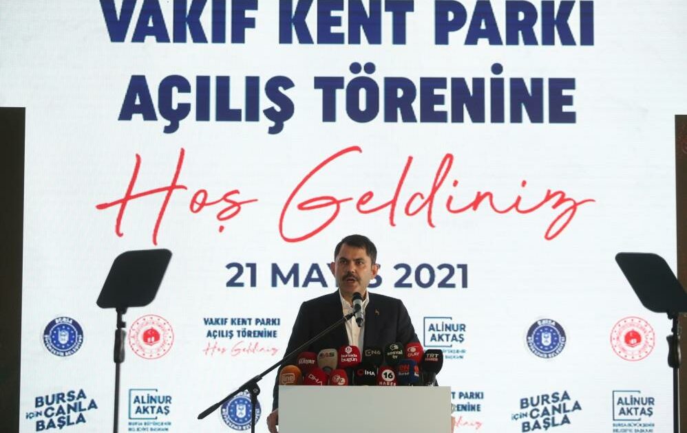 Bursa’da Vakıfköy Parkı’nın adı Filistinli Bera’nın adını aldı