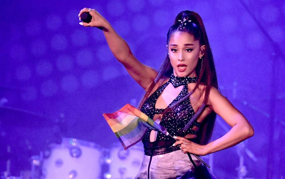 Ariana Grande gizlice evlendi