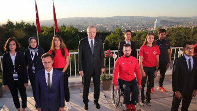 Türkiye genelinde 19 Mayıs için İstiklal Marşı okundu