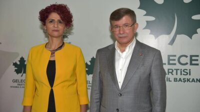 Ahmet Davutoğlu EYT’lilerle buluştu