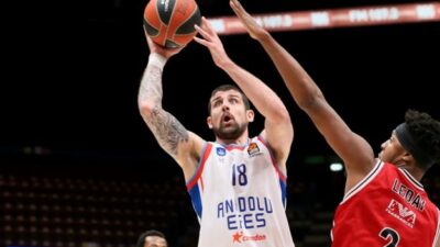 Anadolu Efes, Moerman ile sözleşme yeniledi