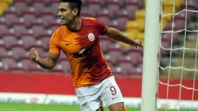 Galatasaray’da Falcao, koronavirüse yakalandı