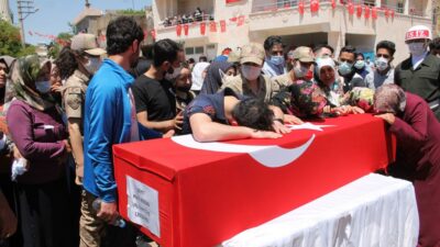 Mardin, şehidini dualarla uğurlandı