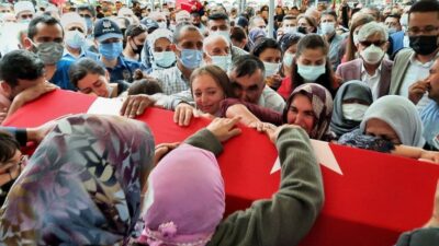 Şehit polis memuru, toprağa verildi