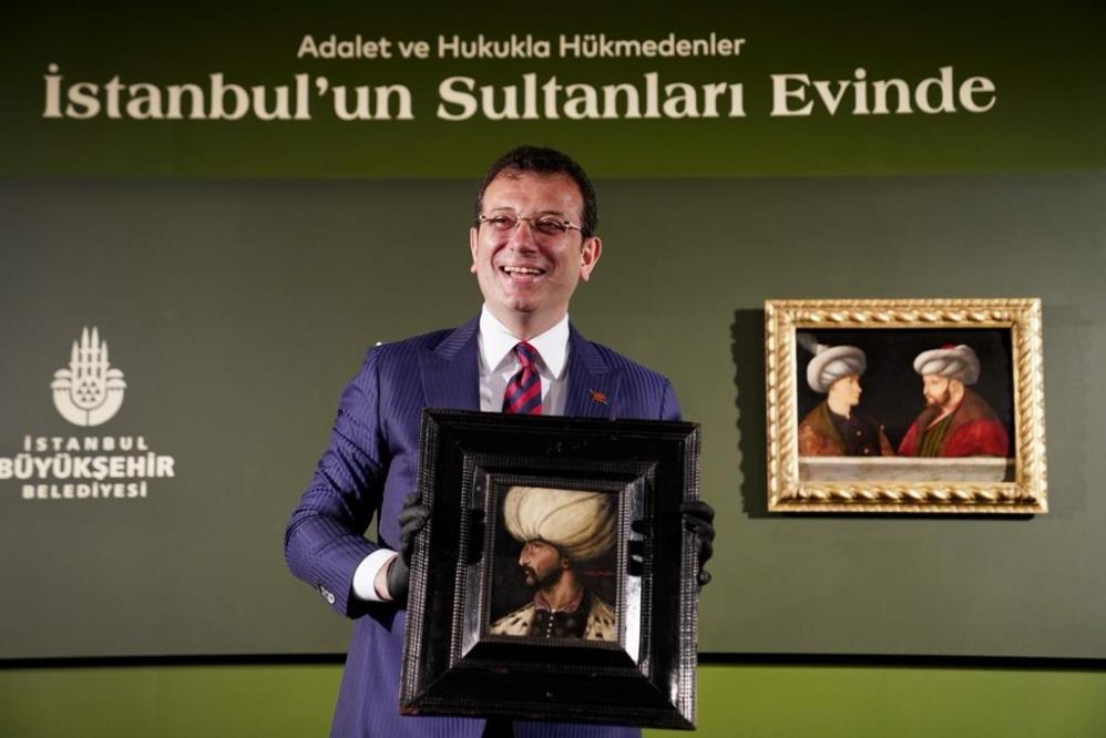 Kanuni Sultan Süleyman tablosu, Fatih Sultan Mehmet’in portresinin yanında yerini aldı