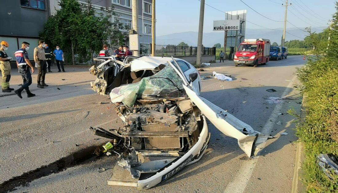 Bursa’da korkunç kaza: 3 ölü, 2 yaralı