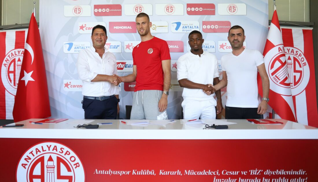 Antalyaspor’dan çifte imza