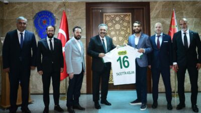 Bursaspor Yönetim Kurulu, Emniyet Müdürü’ne ziyarette bulundu