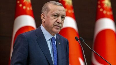 Cumhurbaşkanı Erdoğan: Vaka sayısında çift haneye inmeliyiz