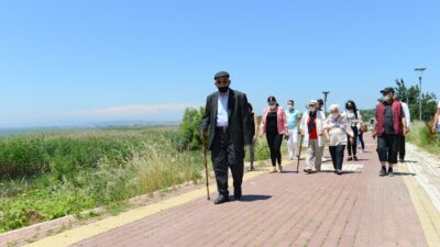 Bursa’da huzurevi sakinlerinin açık hava keyfi