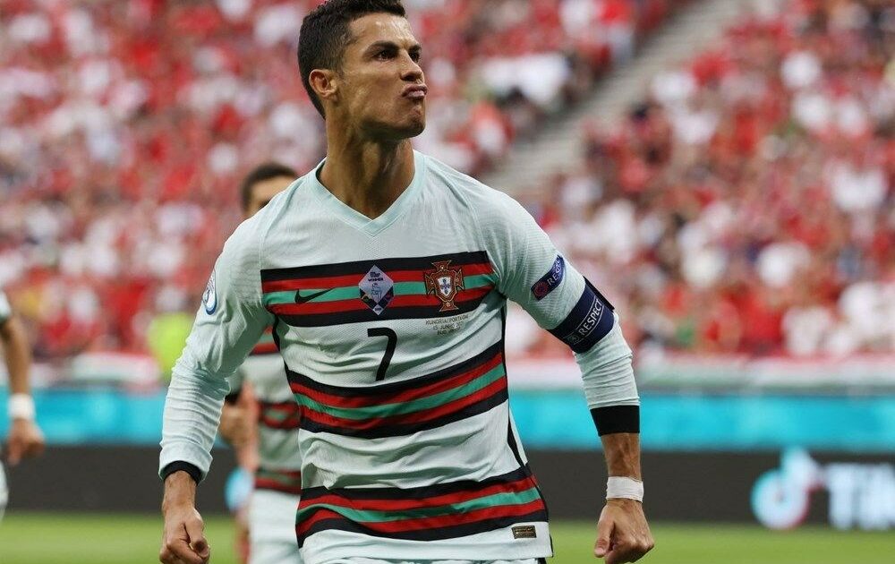 Ronaldo’ya iki yüzlülük eleştirisi