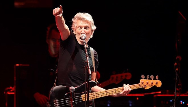 Roger Waters’dan Mark Zuckerberg’e ret