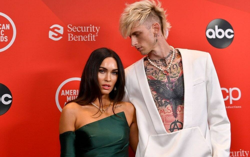 Megan Fox ve sevgilisi Machine Gun Kelly 30 bin dolara ev kiraladı