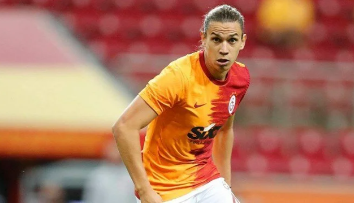 Taylan Antalyalı’ya Galatasaray’dan destek