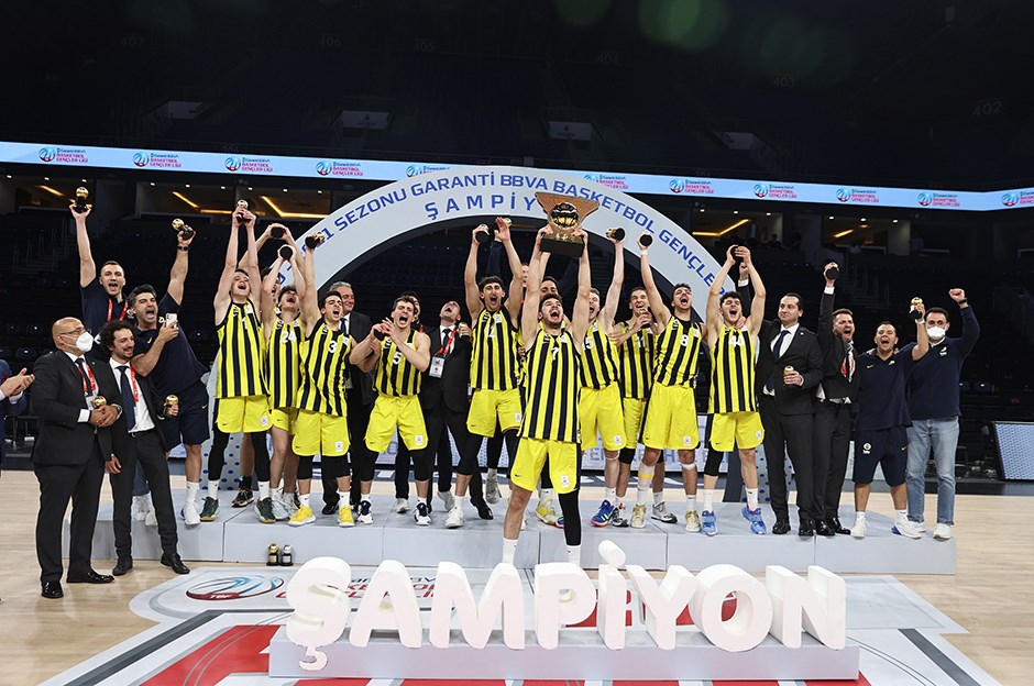 Gençler Ligi’nde şampiyon Fenerbahçe Beko