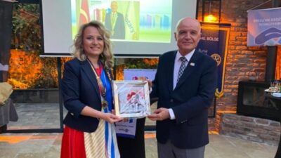 Rotary’den ‘Üstün Hizmet’ ödülü!