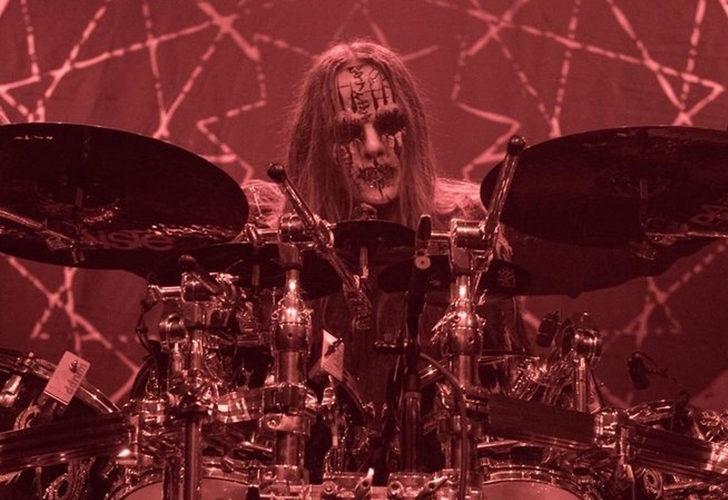 Efsane baterist Joey Jordison hayatını kaybetti