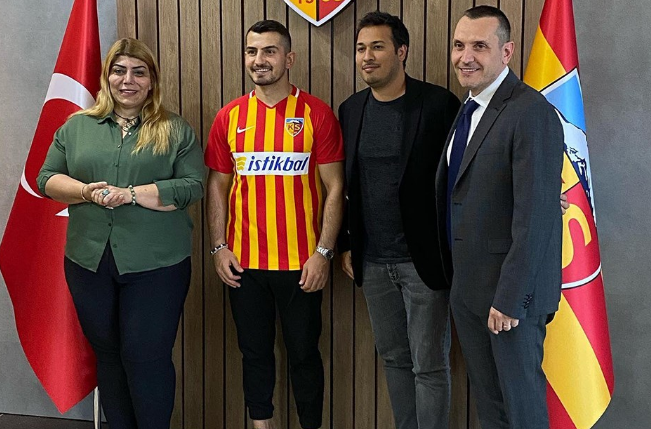 Emrah Başsan, Kayserispor’a imzayı attı