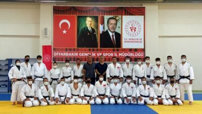 Diyarbakır’da antrenörlük kursu tüm hızıyla sürüyor