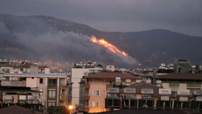 Hatay’da 2 orman yangını