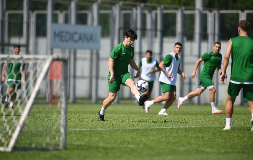 Bursaspor’da tempo her geçen gün artıyor