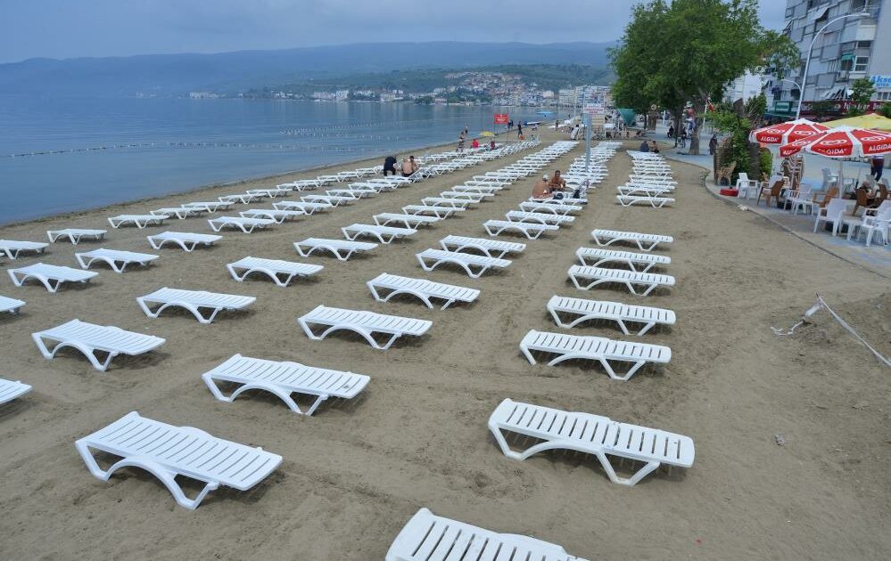 Gemlik Belediyesi halk plajında özel hizmet