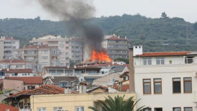 Bursa’da korkutan yangın! Alevlere teslim oldu…