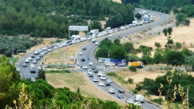 Araç kuyruğunun bir ucu Aydın’da, bir ucu Muğla’da