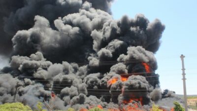 Gaziantep’te depo yangını! Bazı evler boşaltıldı