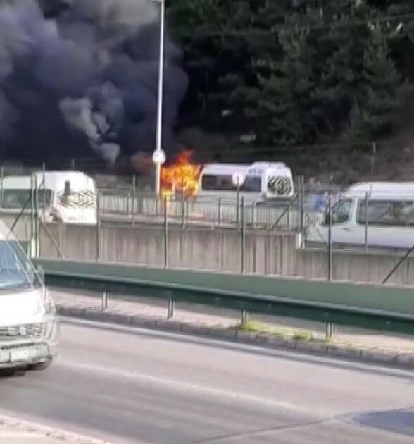 Bursa’da işçi servisi alev alev yandı, işçiler son anda kurtuldu