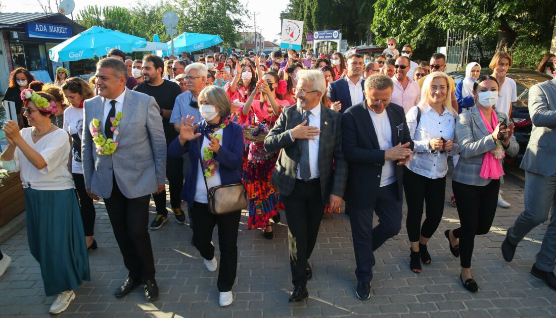 Gölyazı, Çiçek Şenliği ile şenlendi