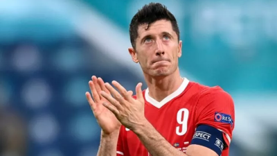 Robert Lewandowski yılın futbolcusu seçildi