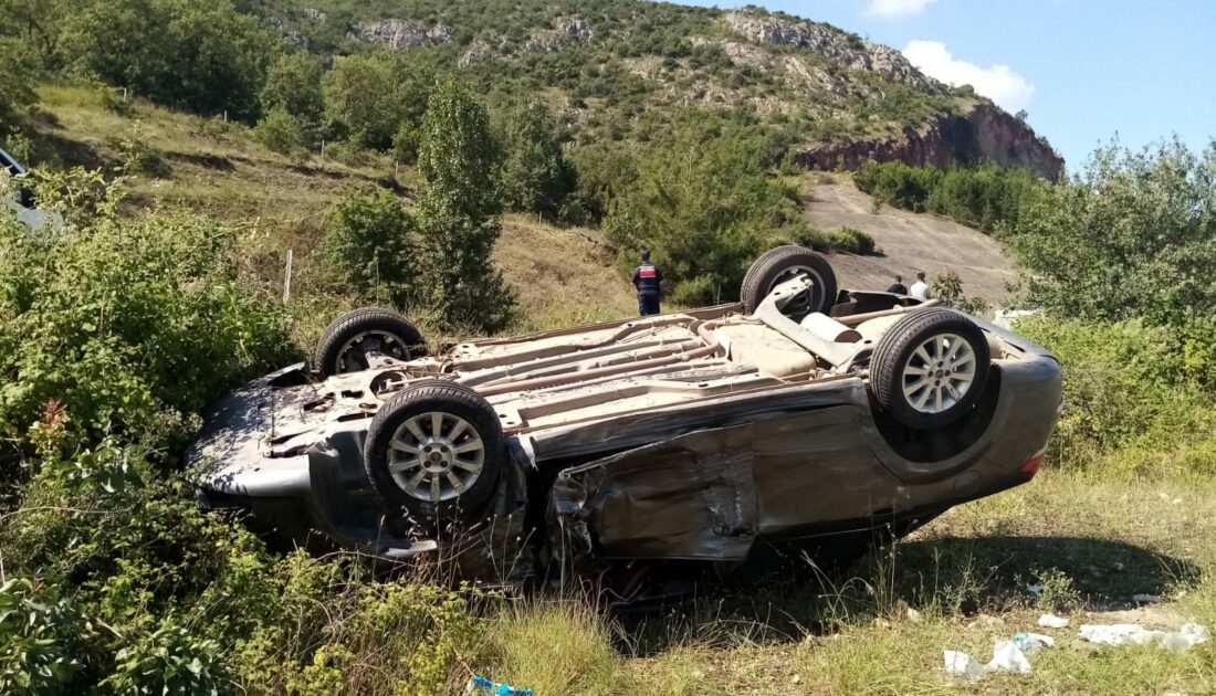 Bursa’da feci kaza! Kafa kafaya çarpıştılar, biri tarlaya uçtu…