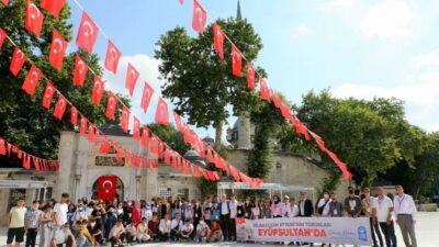 Selahaddin Eyyubi’nin Torunları Eyüp Sultan’da…