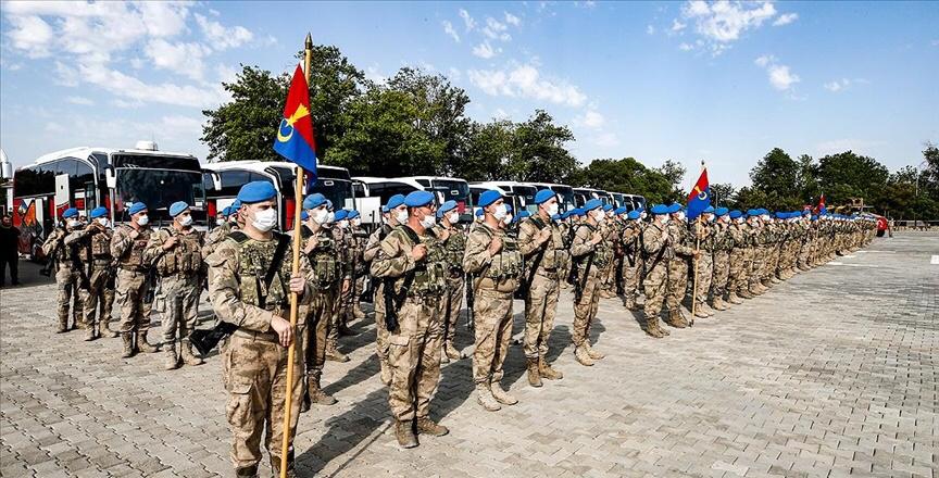 Mehmetçikler, Diyarbakır’dan Suriye’ye doğru yola çıktı