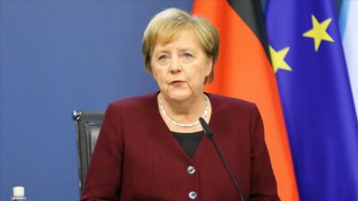 Merkel: Aşılama zorunlu olmayacak