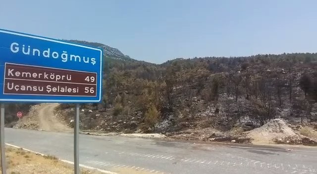 Antalya-Konya sınırında soğutma çalışması sürüyor