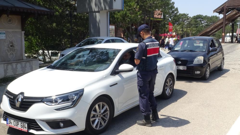 Uludağ’da kontrollü yoğunluk! Jandarma ekiplerinden sıkı denetim