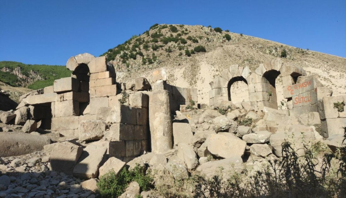 Tarihi yeraltına şehrinde define avı