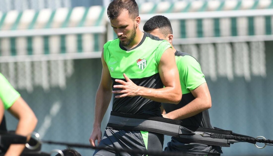 Bursaspor üç eksikle Adanaspor maçı hazırlıklarına devam etti