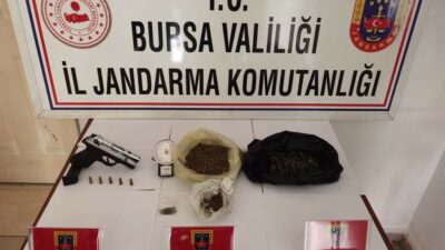 Bursa’da jandarmadan zehir tacirlerine suç üstü