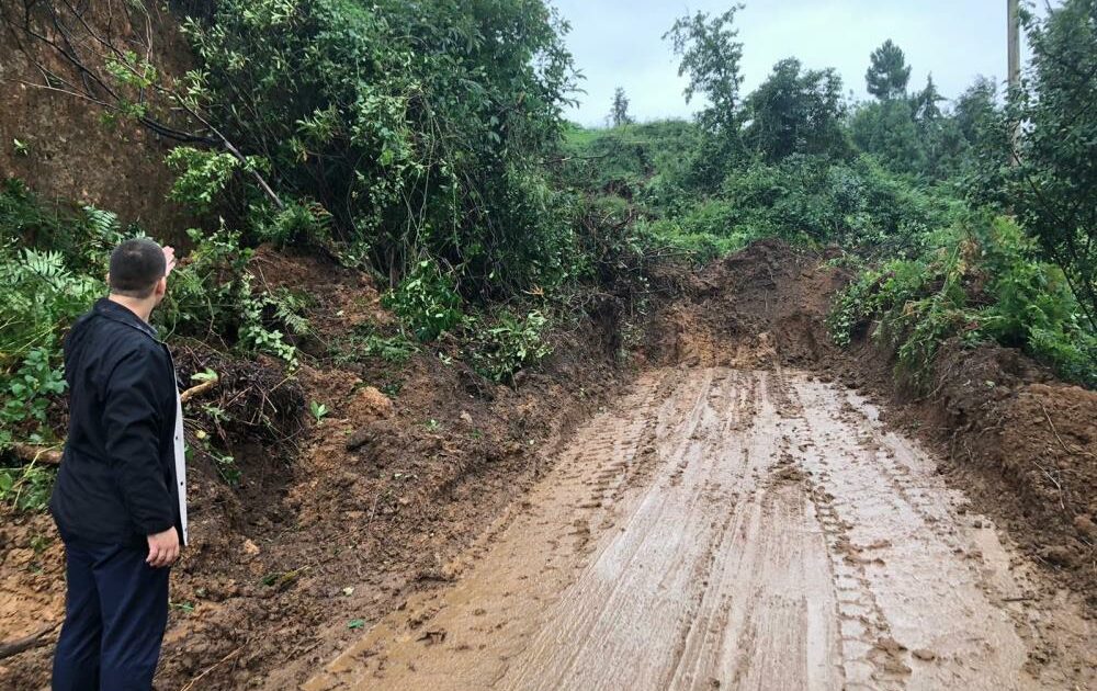 Rize’de 48 köy yolu ulaşıma kapandı