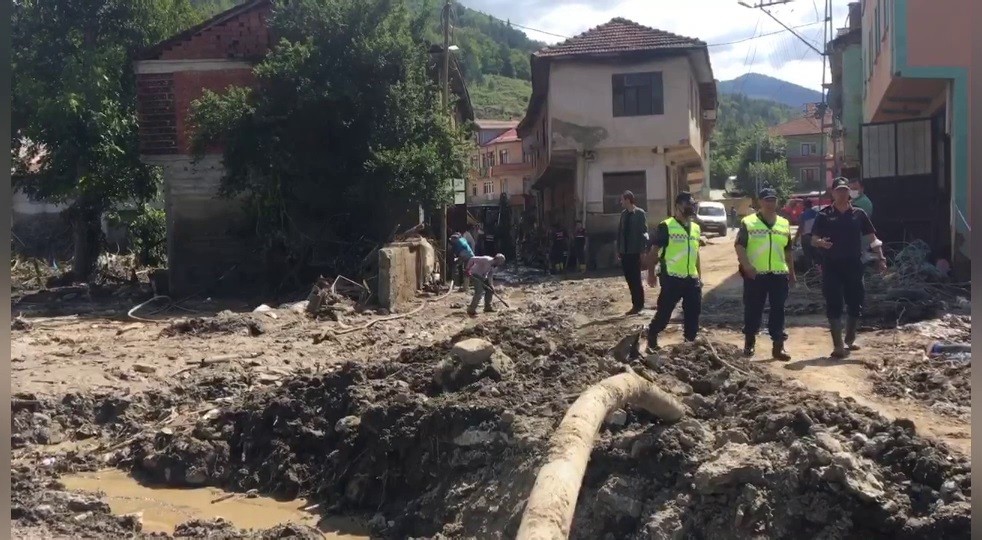 Bartın Valiliği sel felaketinin bilançosunu açıkladı