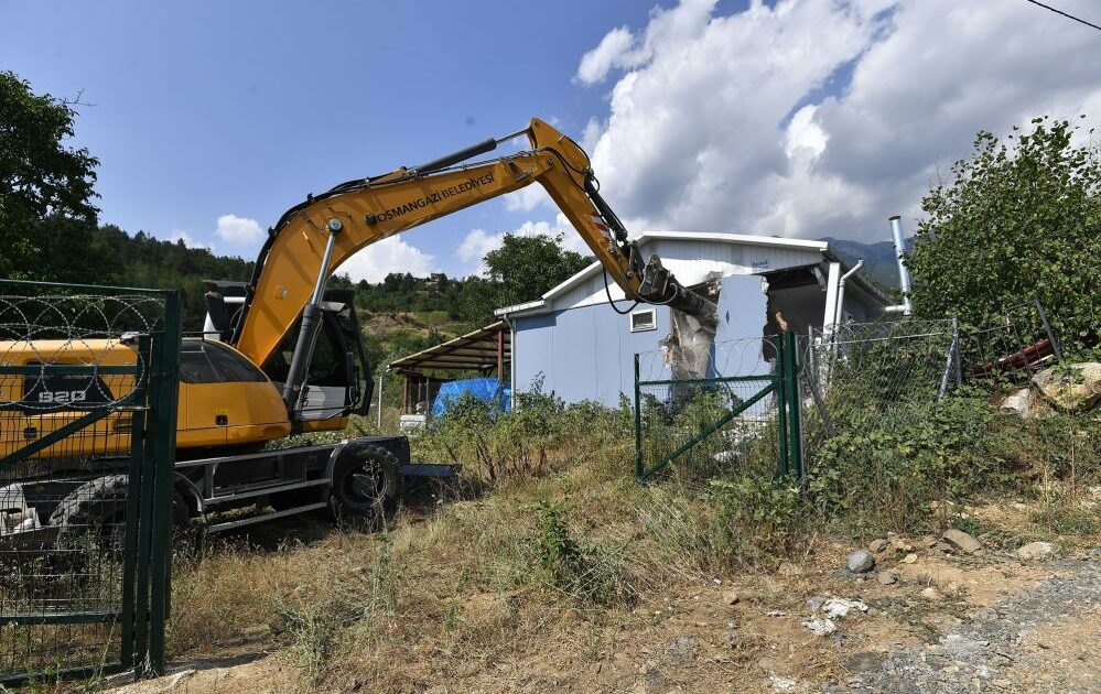 Uludağ’da kaçak yapılaşma ile mücadele sürüyor